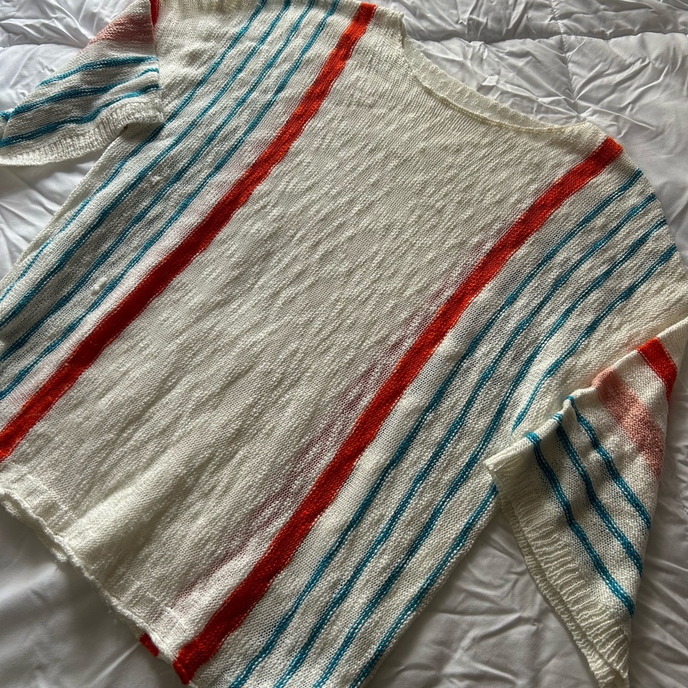 WHITE STRIPED SWEATER/COVERUP